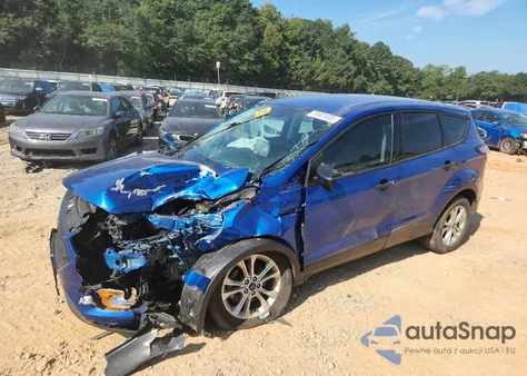 2018 Ford Escape S z USA, uszkodzony, nr VIN 1FMCU0F77JUA22864